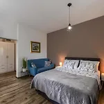 Sara Apartmán